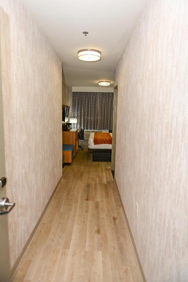 Days Inn By Wyndham Bronx Nyc New York Exterior photo