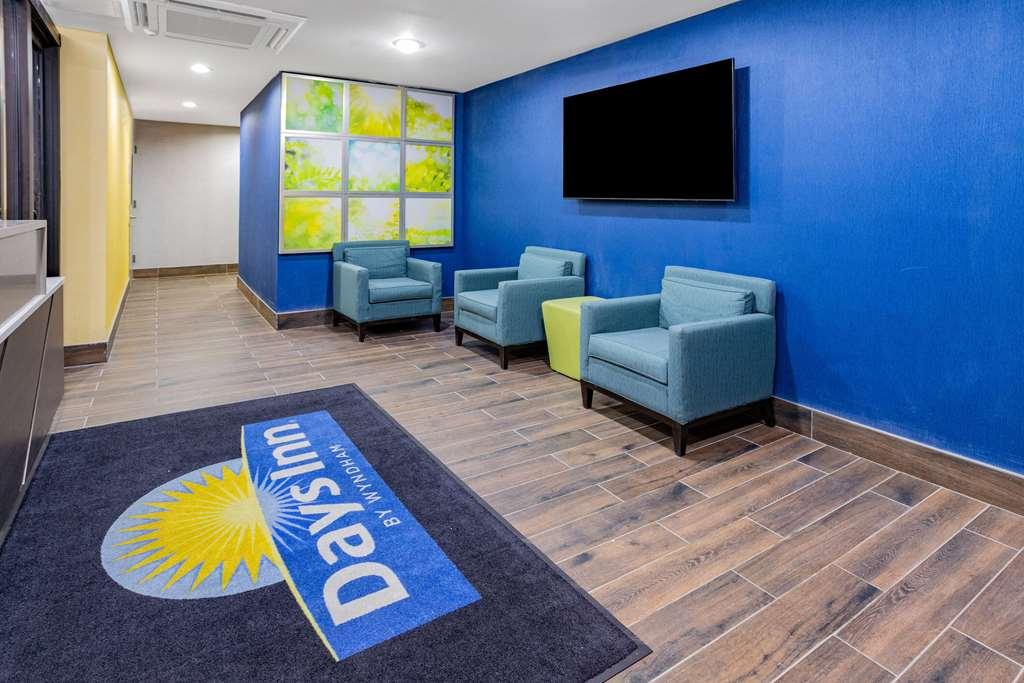 Days Inn By Wyndham Bronx Nyc New York Interior photo