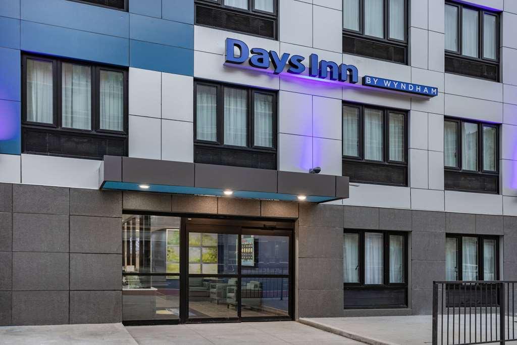 Days Inn By Wyndham Bronx Nyc New York Exterior photo